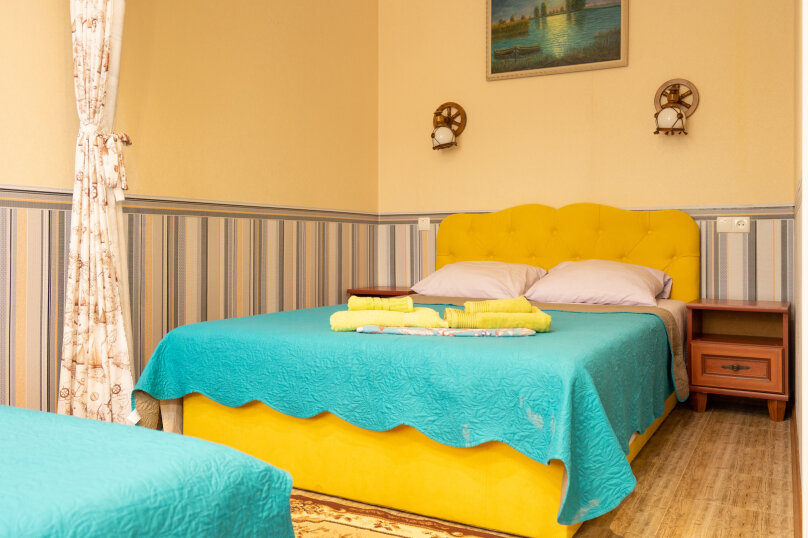 Каюткомпания - двуспальная кровать